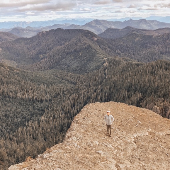 πLIKE TO BOOKMARK MY CLOSET π - Picture 3 of 6